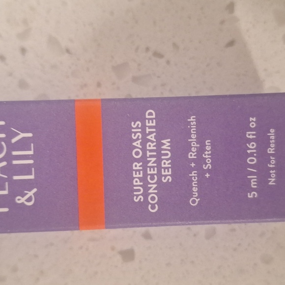 Peach and Lily - Picture 6 of 6